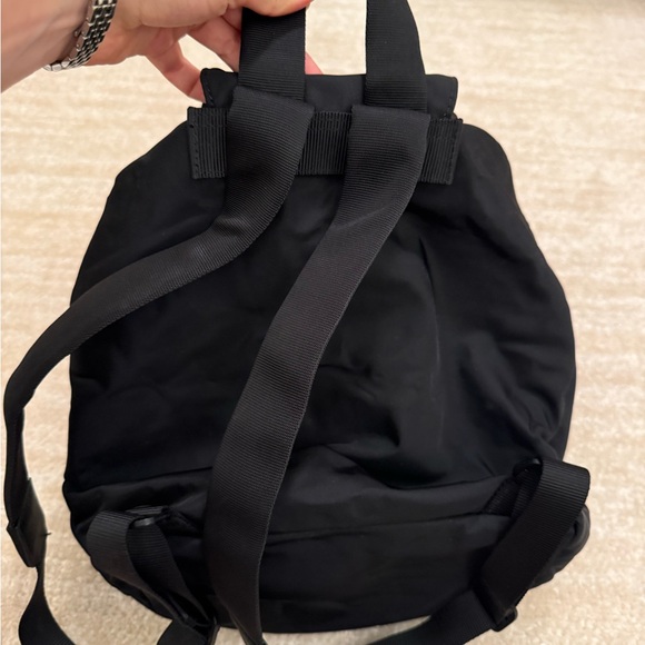 lululemon athletica Classic Black Backpack - Picture 5 of 5